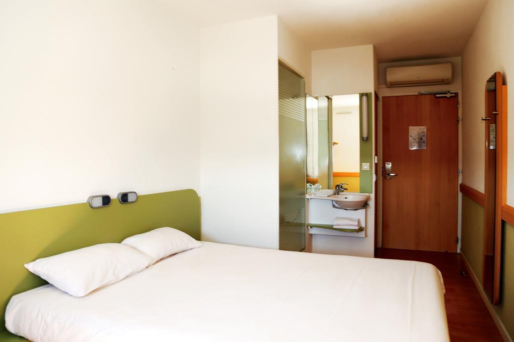 Ibis Budget Обена Номер фото