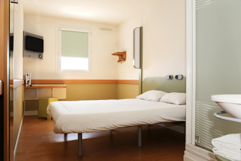 Ibis Budget Обена Экстерьер фото