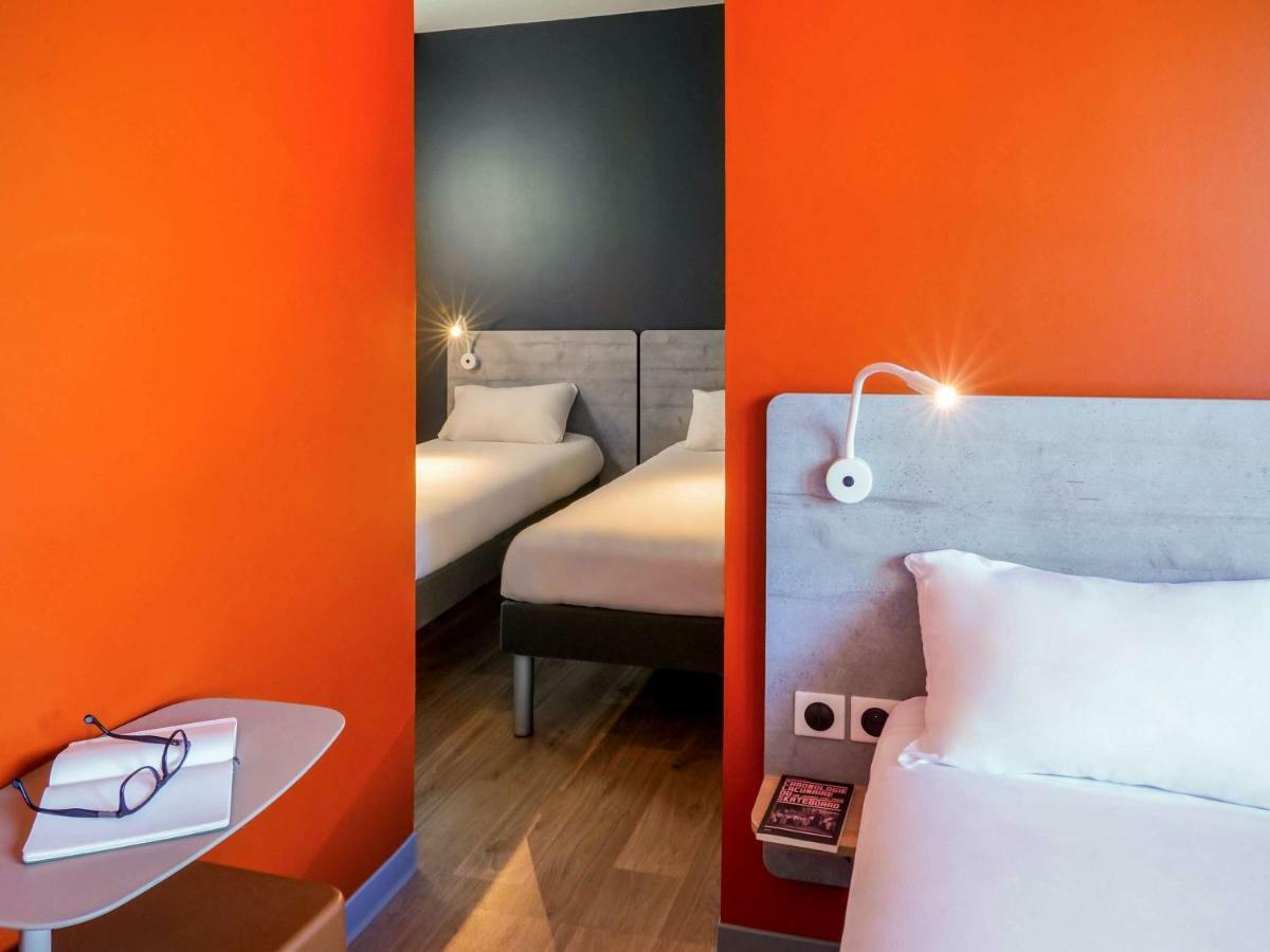 Ibis Budget Обена Экстерьер фото
